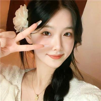 弱比少男闯女校